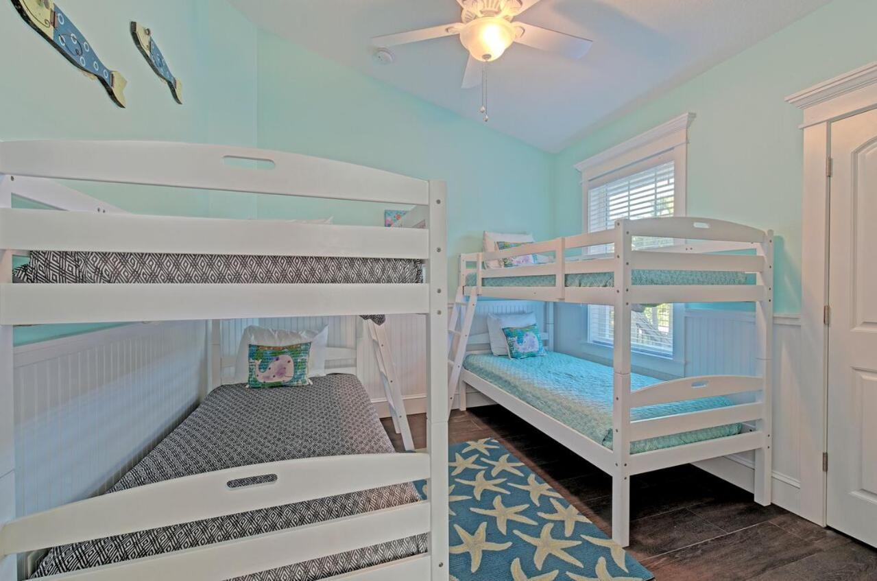 Mermaids Crossing By Beach Retreats Holmes Beach Rom bilde